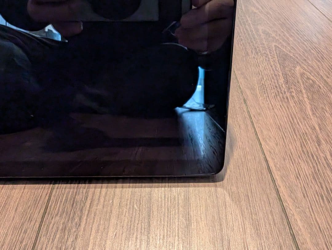 【液晶美品】Echo Show 8 第2世代 チャコール 角度調整スタンド付き