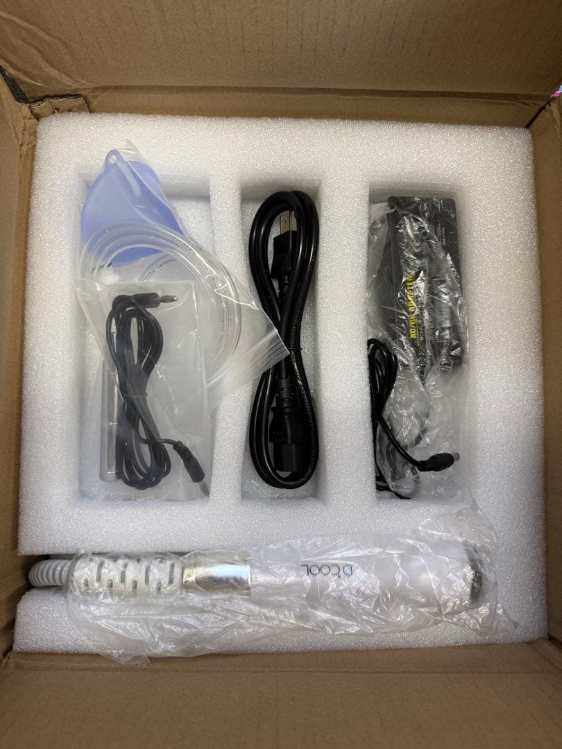エレクトロポレーション　美容機器　美容液導入　リフトアップ　DCOOL