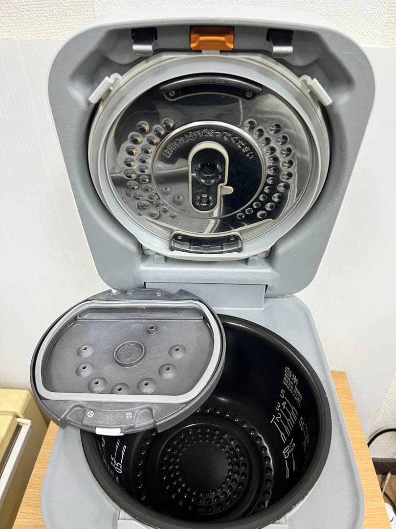 HITACHI 圧力IH炊飯器 RZ-V100DM 5.5合 2021年製