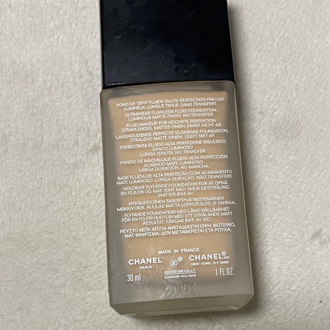 ファンデーション CHANEL ULTRA LE TEINT BD11 30ml