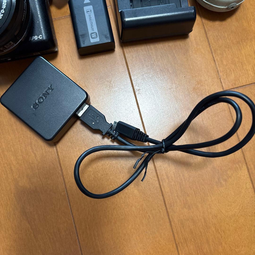 SONY α NEX6 ミラーレス一眼カメラ　標準レンズ付き