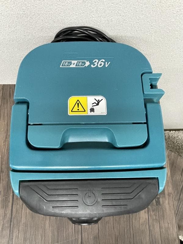 【美品】マキタ　ハイブリット集じん機　VC860D　掃除機　乾湿両用