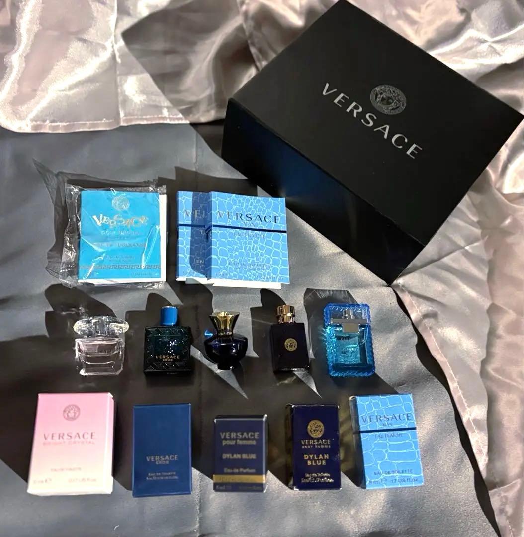 Versace ヴェルサーチェ ミニ香水+ギフトケースセット