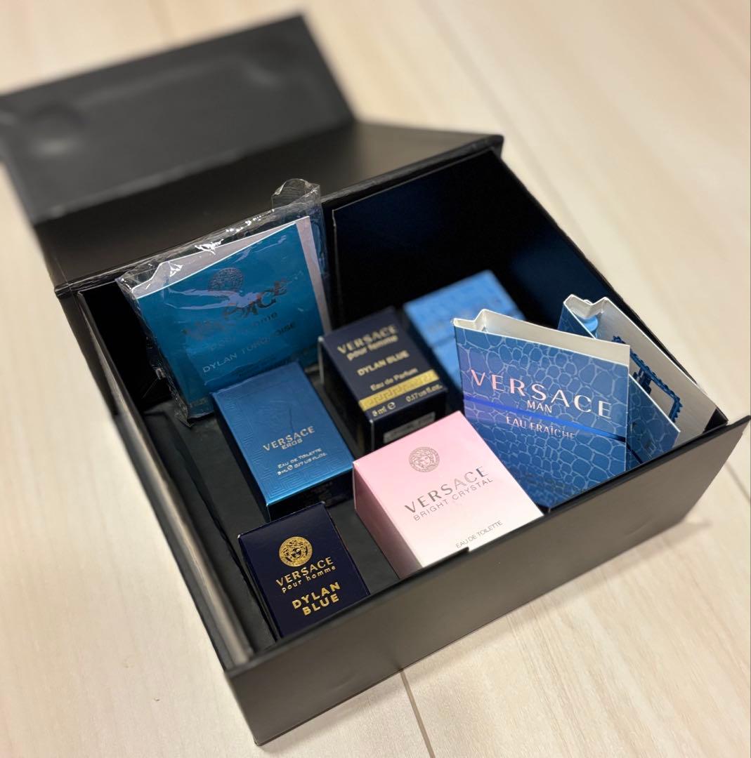 Versace ヴェルサーチェ ミニ香水+ギフトケースセット