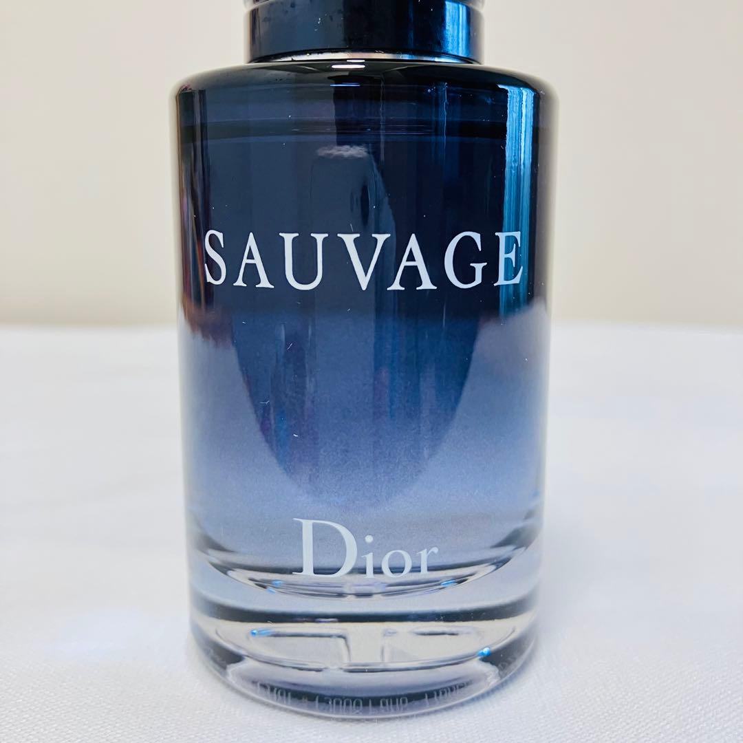 Dior SAUVAGE ディオール ソヴァージュ オードトワレ　香水　60ml