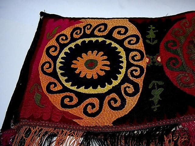 ★T0104★ラカイ (35)　アンティーク　刺繍布　 アフガニスタン　遊牧民族