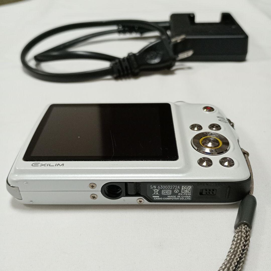 ◆動作確認済◆CASIO EXILIM EX-FS10 デジカメ　ホワイト　中古