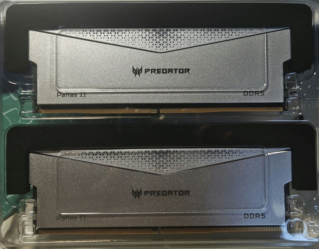 デスクトップPC用メモリ 32GB（16GB×2）