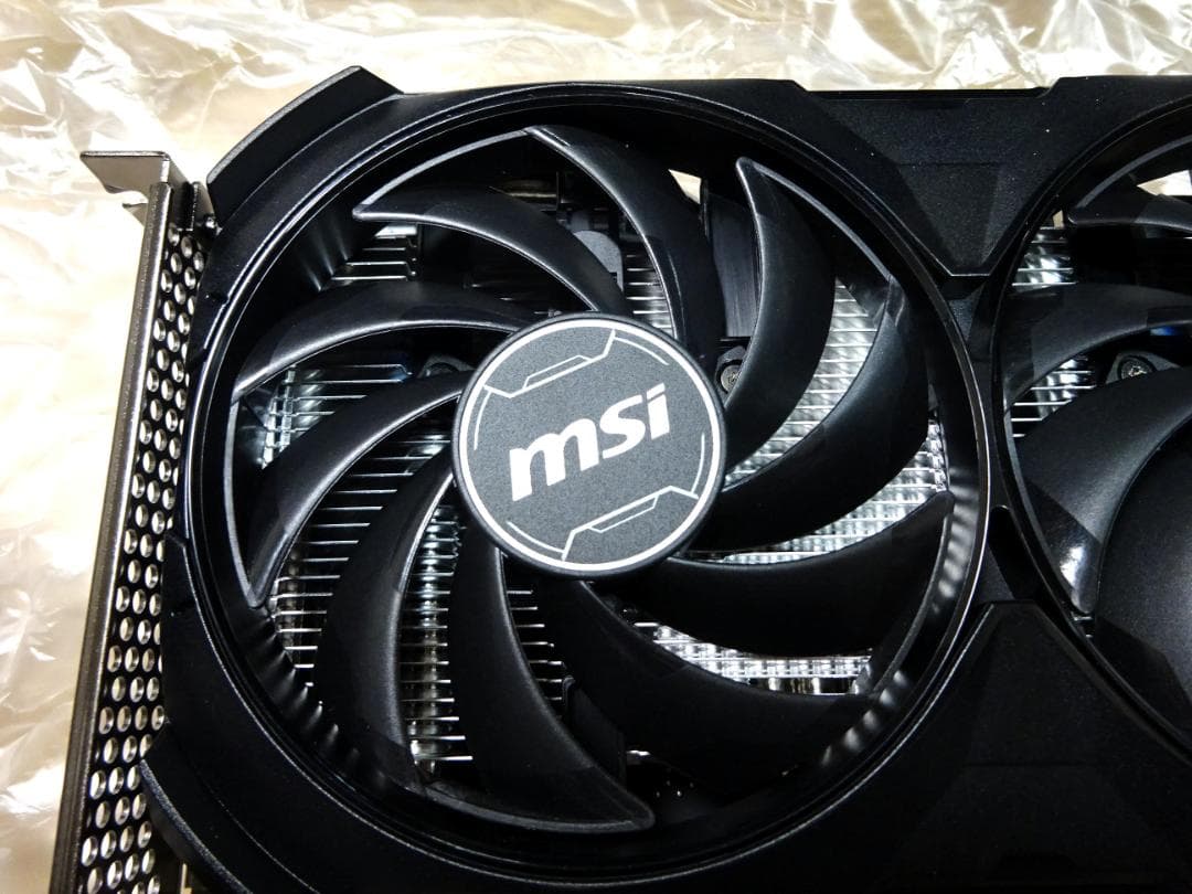 美品 RTX4060 VENTUS 2X BLACK8GOC MSIゲーミング