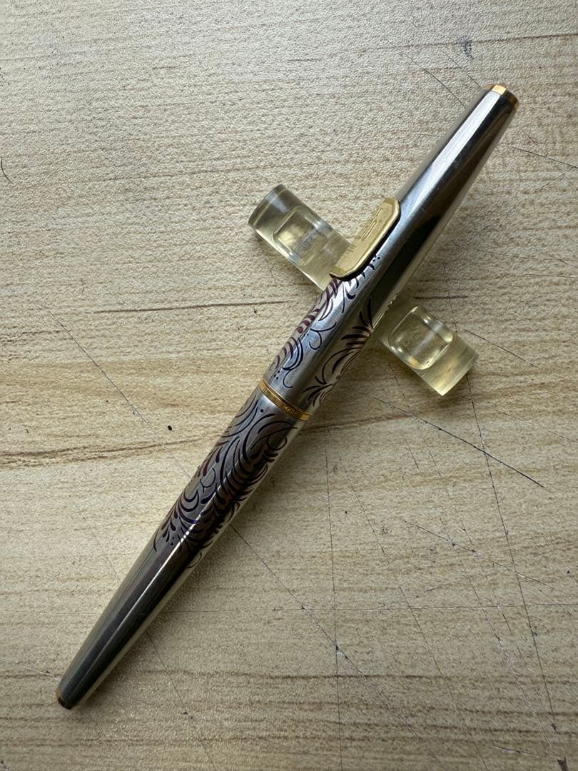 パイロット万年筆　PILOT 18K 蝕刻　昭和レトロ　激レア！