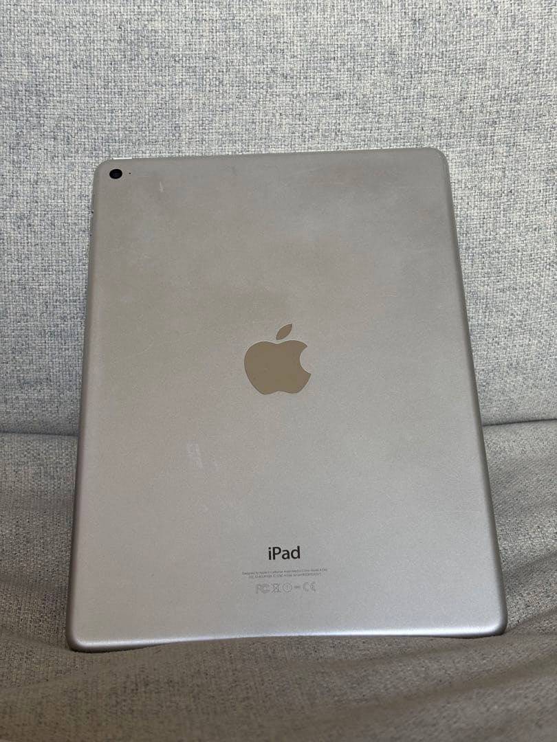 iPad本体 iPad Air2 A1566 64GB