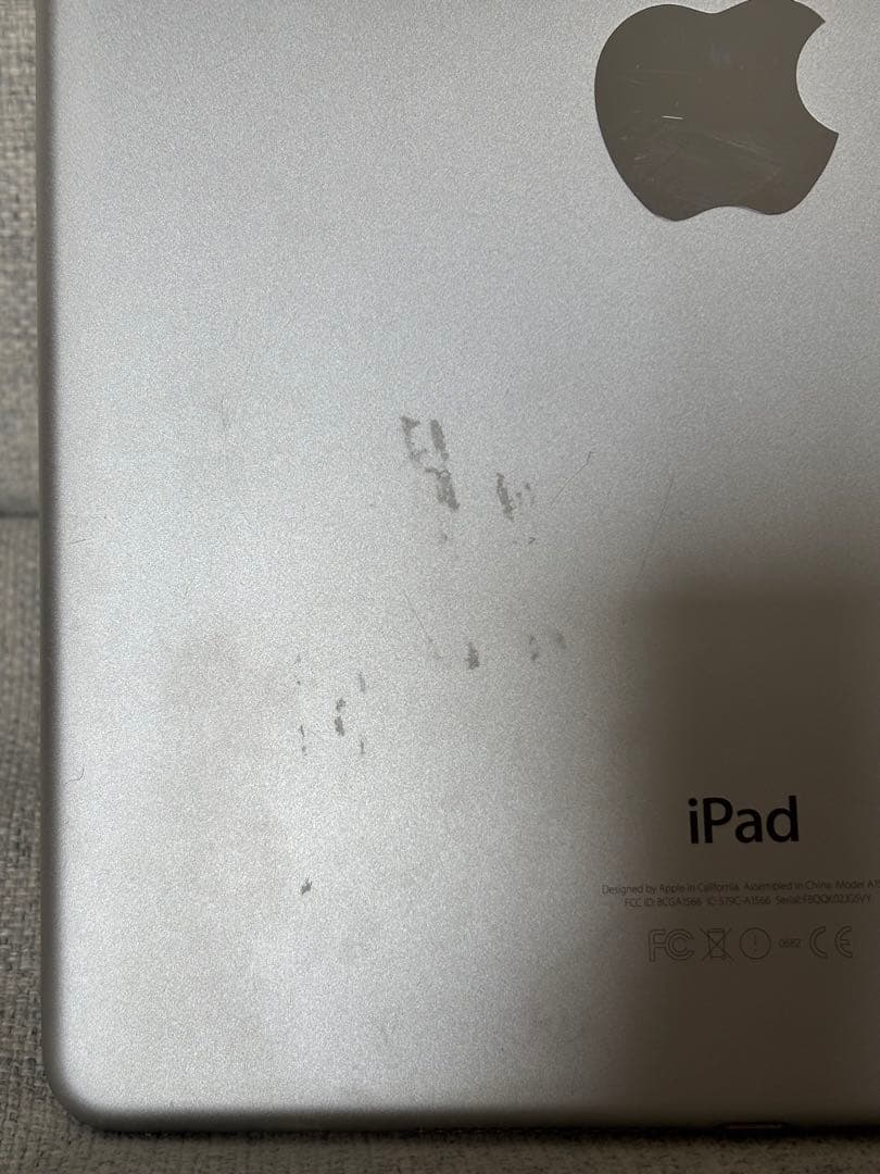 iPad本体 iPad Air2 A1566 64GB