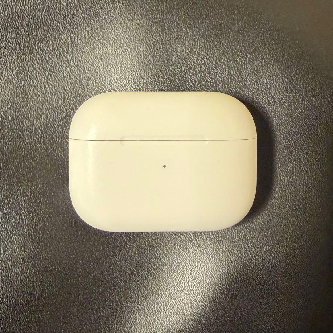 AirPods Pro 第2世代　本体+右耳のみ