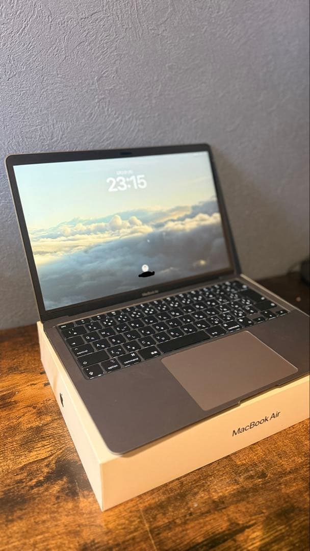 MacBookAir 13インチ 8GB 256GB M1チップ Apple