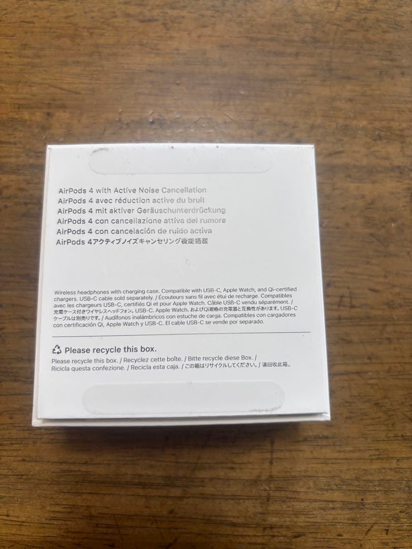AirPods4 ノイズキャンセリング付き本体 ホワイト 右耳のみ充電ケース付き