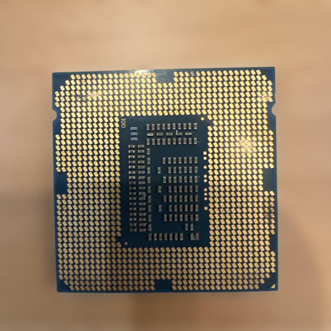 CPU Intel Core i7-4770 1個i5-4790 1個　@24