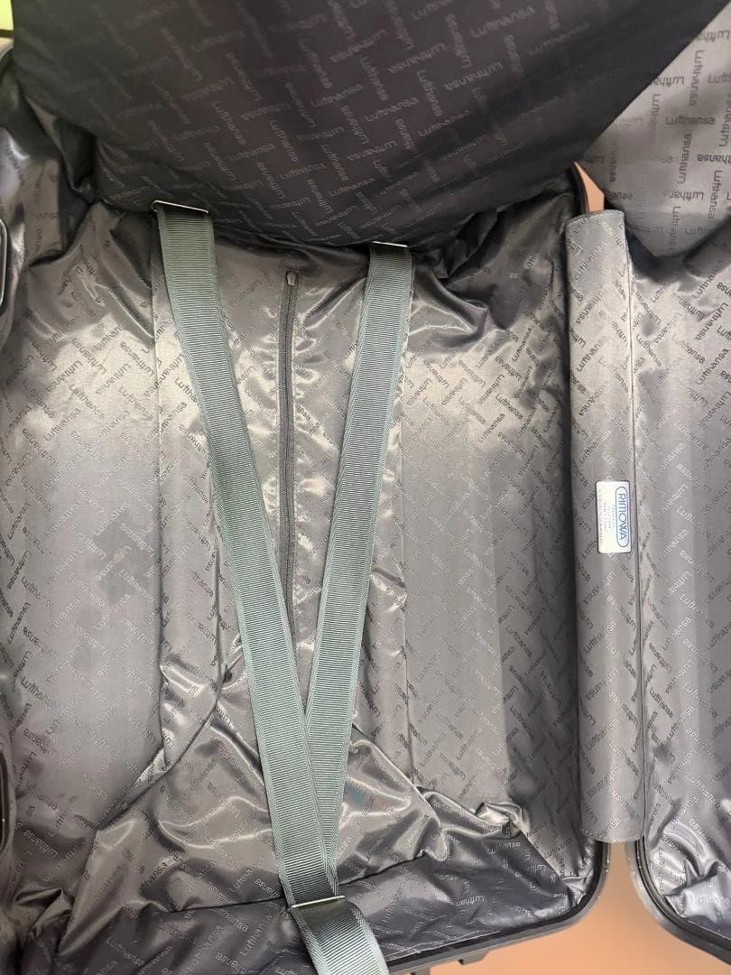 RIMOWA ルフトハンザ限定 ステルス 2輪 32L ブラック　機内持込OK