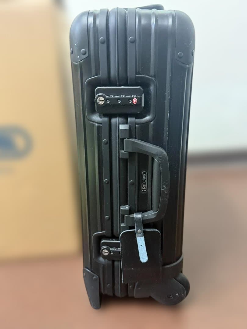 RIMOWA ルフトハンザ限定 ステルス 2輪 32L ブラック　機内持込OK