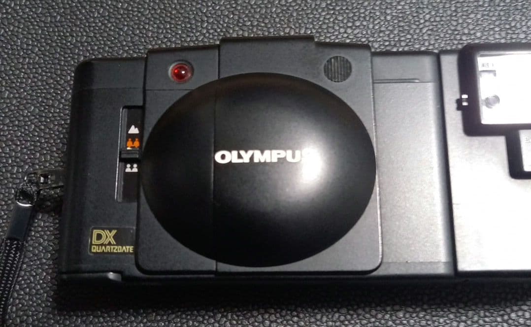OLYMPUS XA3 フラッシュ A11 ケース ストラップ付き