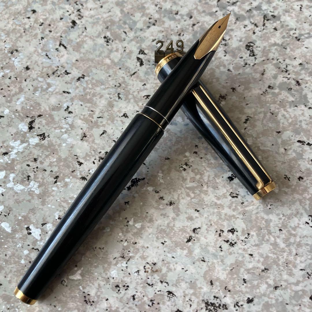 #249 オーバーホール済み パイロット PILOT カスタム 18k
