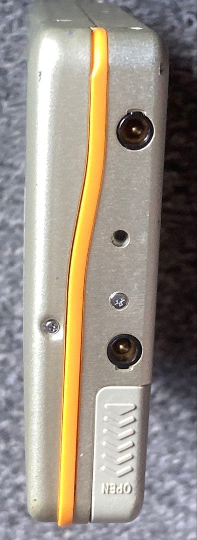 ジャンク品 SONY カセットウォークマン WM-EX621