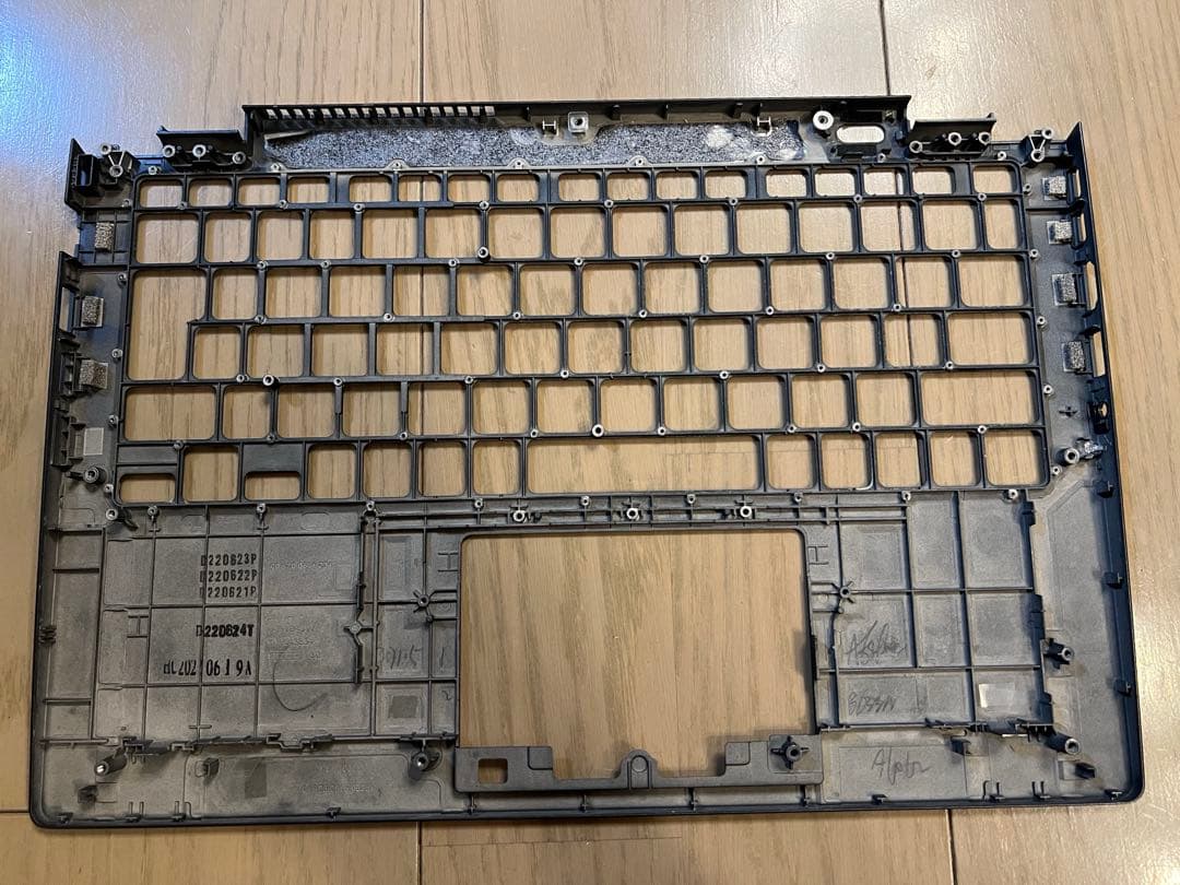 ジャンク、Dynabook G83、キーボードカバー