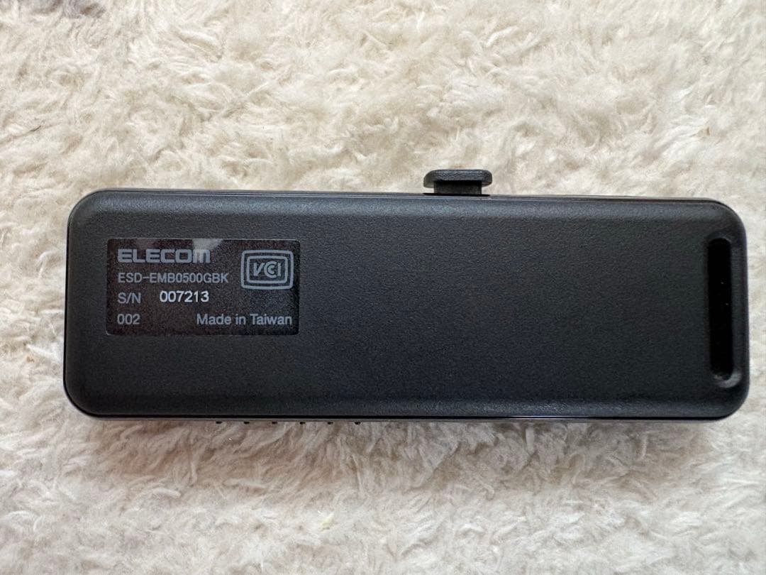 外付けポータブルSSD ESD-EMB0500GBK 500GB USB