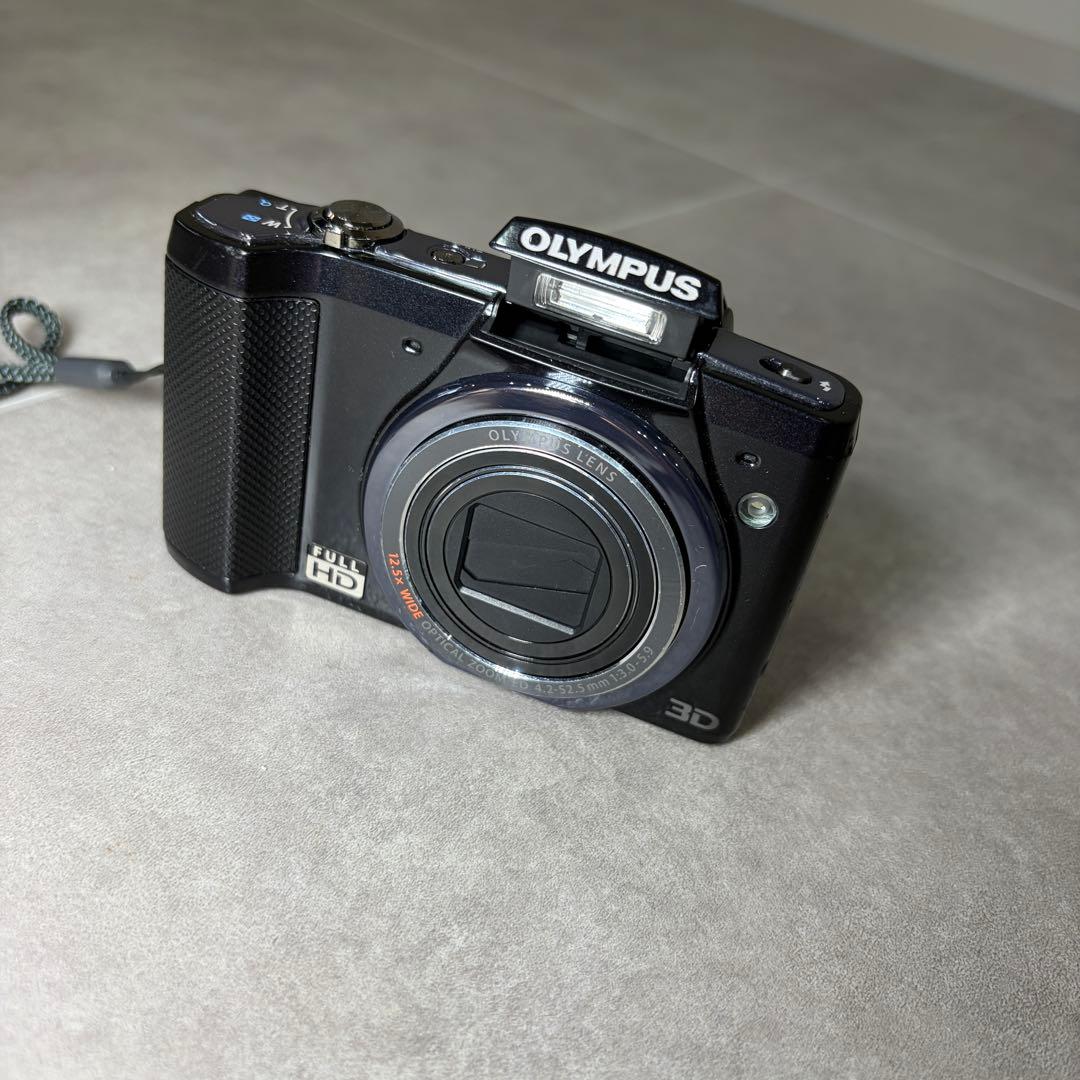 オリンパスのデジタルカメラ　OLYMPUS SZ-20