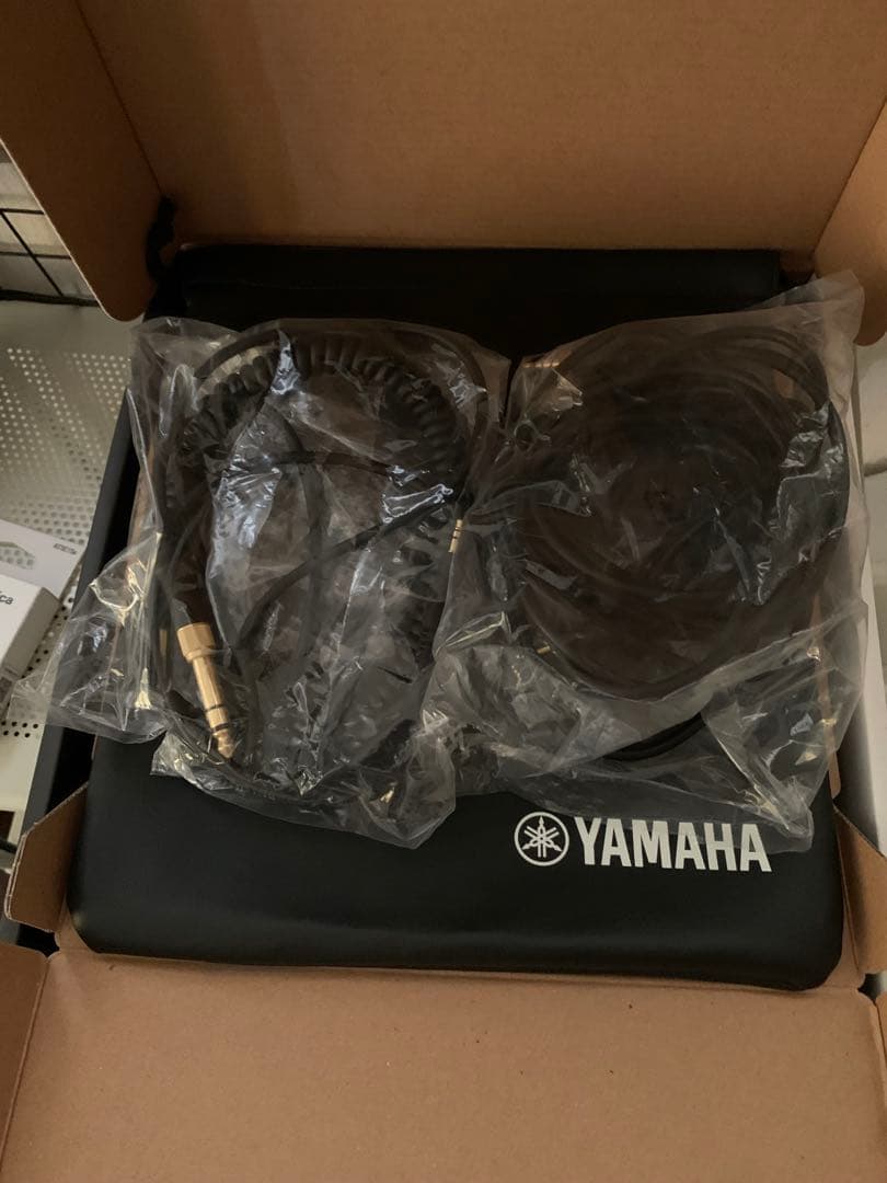 ヘッドホン YAMAHA HPH-MT8