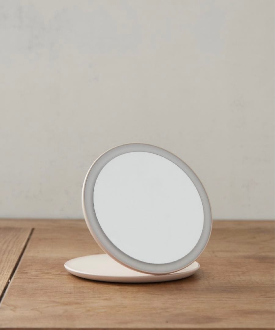 TRAVEL MAKEUP MIRROR LED付き 折りたたみスタンドミラー