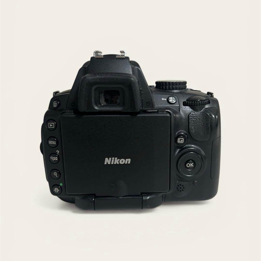 ニコン NIKON D5000 デジタル一眼レフカメラ ボディ