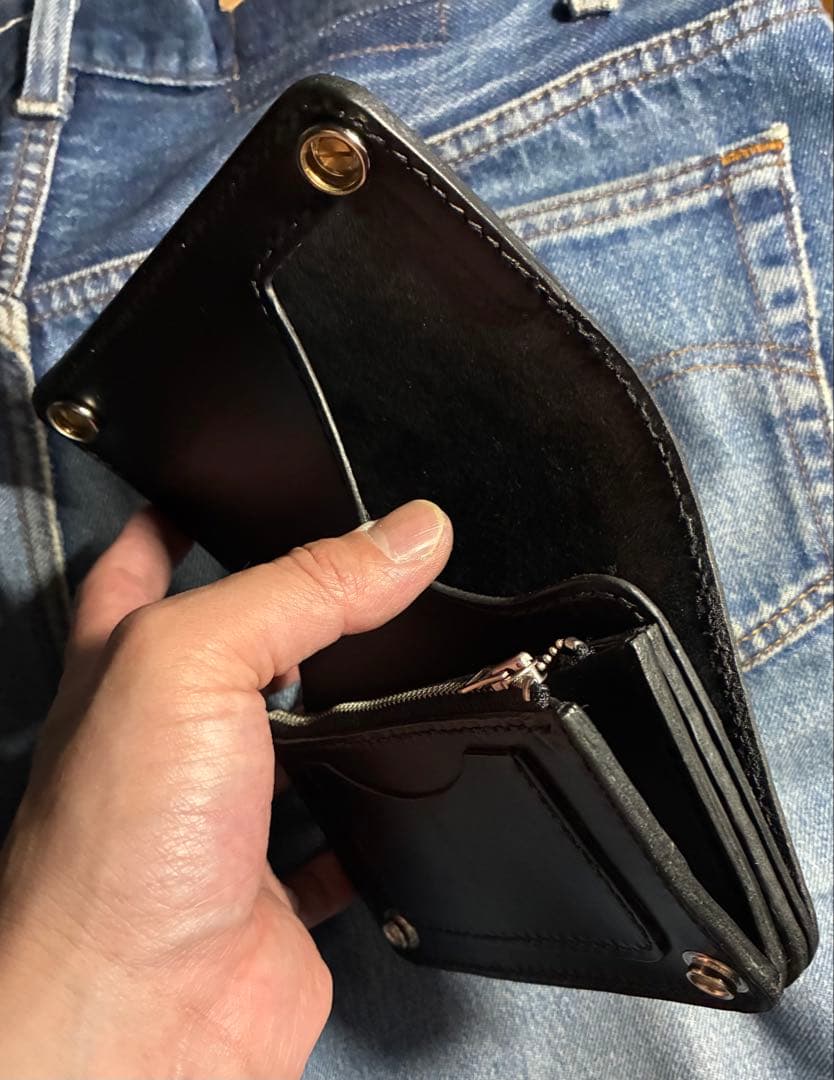 トラッカーウォレット　ミドル　姫路レザークロコ　　型押し　waldes zip