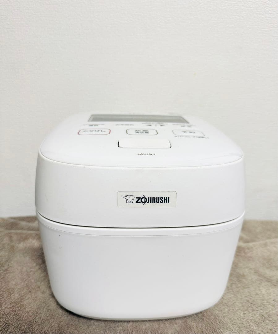 象印 炎舞炊き 圧力IH炊飯ジャー NW-US07(白) 4合炊き 23年製
