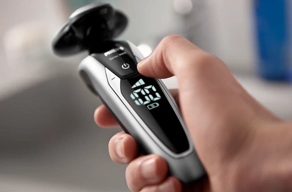 ✨️PHILIPS　9000シリーズ最上位モデル　72枚刃　2018年製✨️