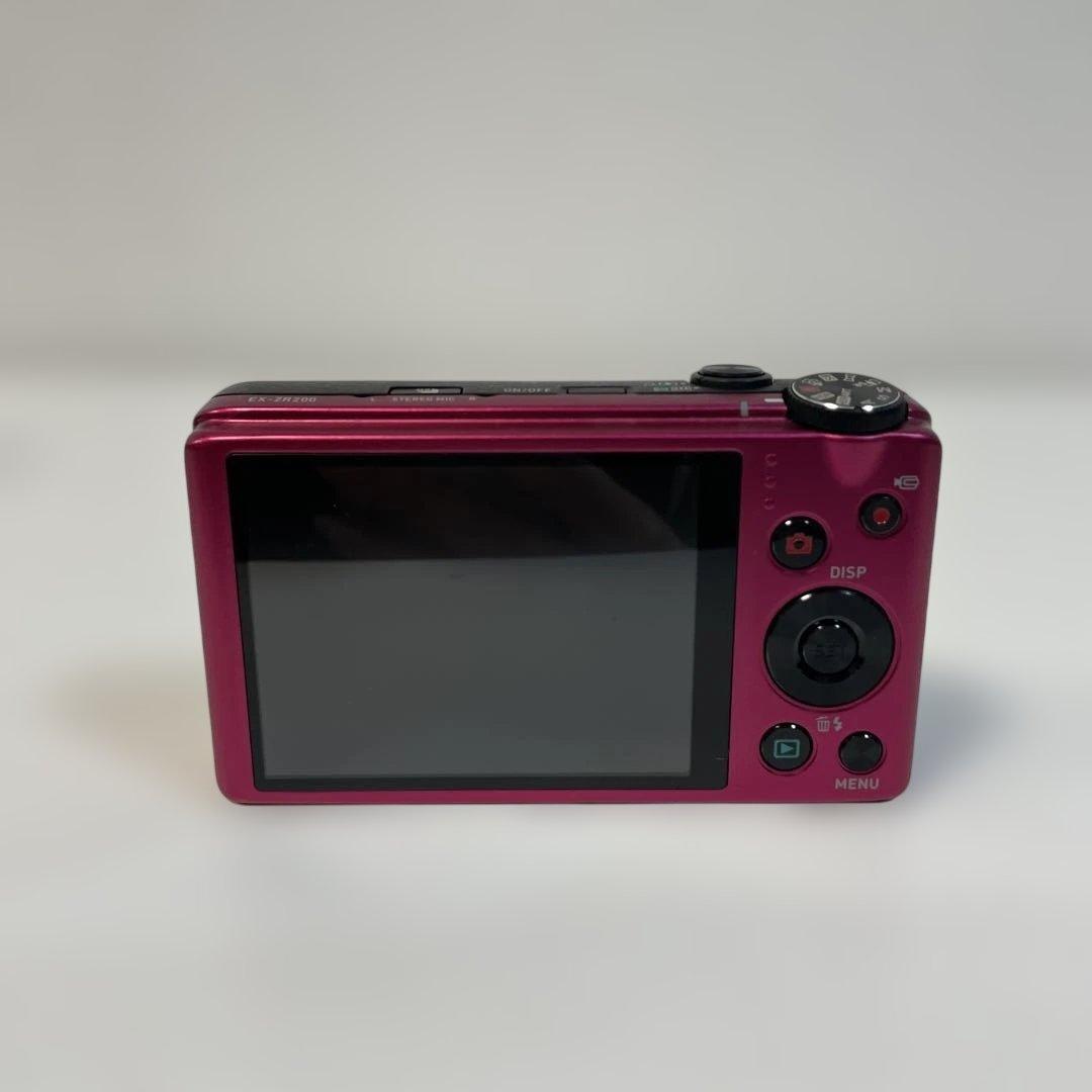 【動作確認済】CASIO EXILIM EX-ZR200 デジカメ