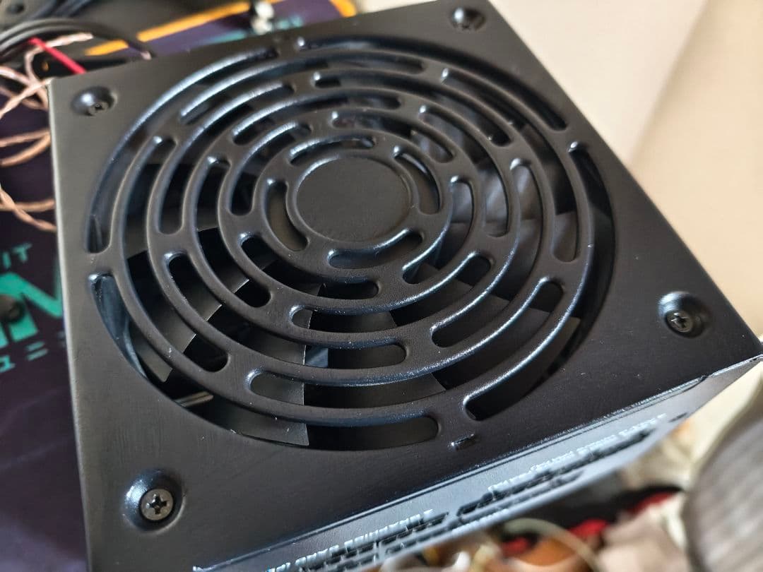 玄人志向 850W 80+GOLD 電源ユニット KRPW-GA850W/90+