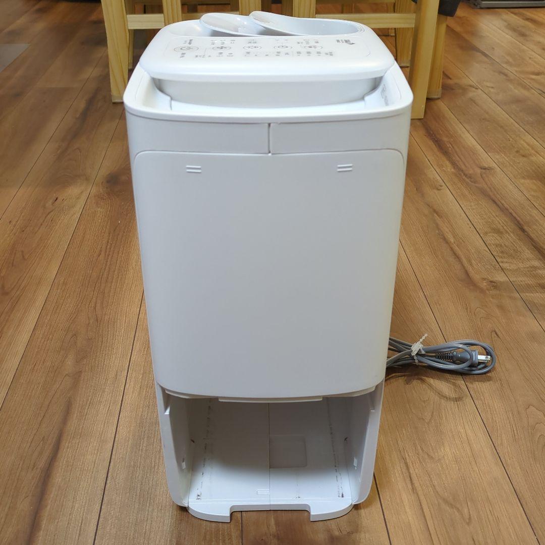 シャープ 加熱気化式加湿器 HV-T75-W 2025年製
