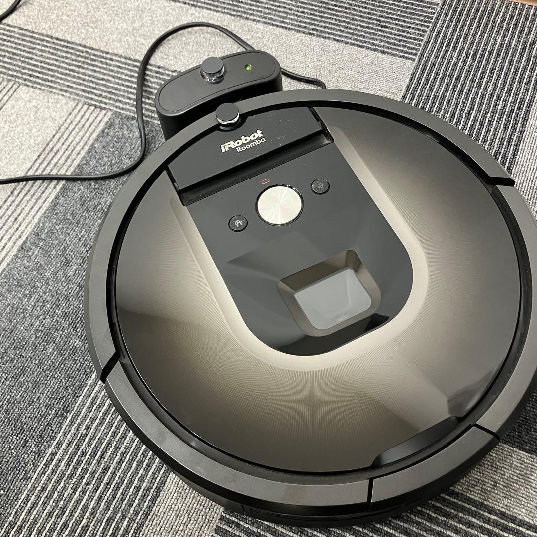 taka　稼働品 アイロボット ルンバ 980 充電器付き ロボット掃除機