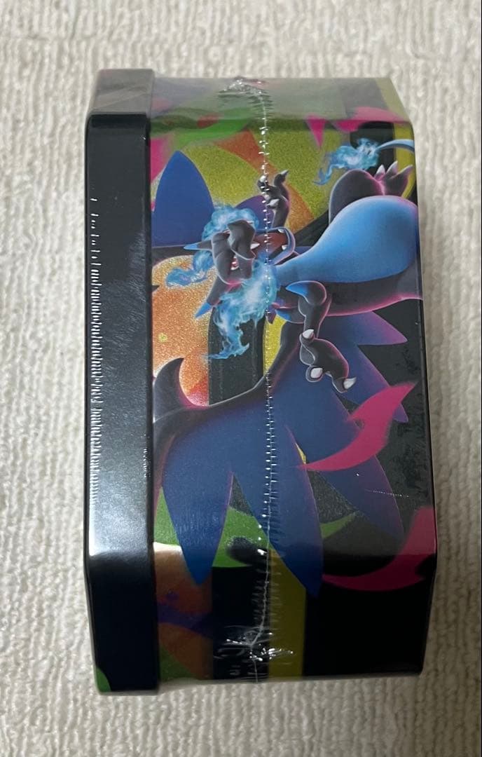 【海外限定品‼️】メガリザードンex tin 缶　ポケモンカード