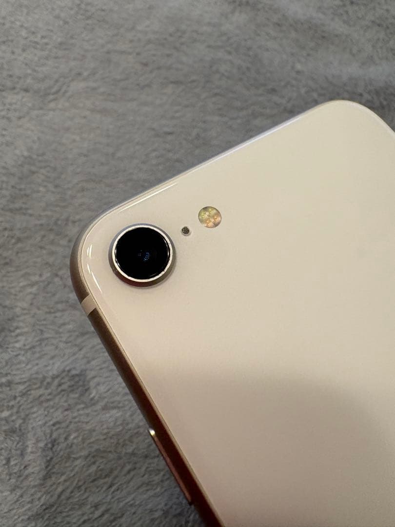 美品SIMフリー iPhone SE 3世代 64G 白 本体のみ
