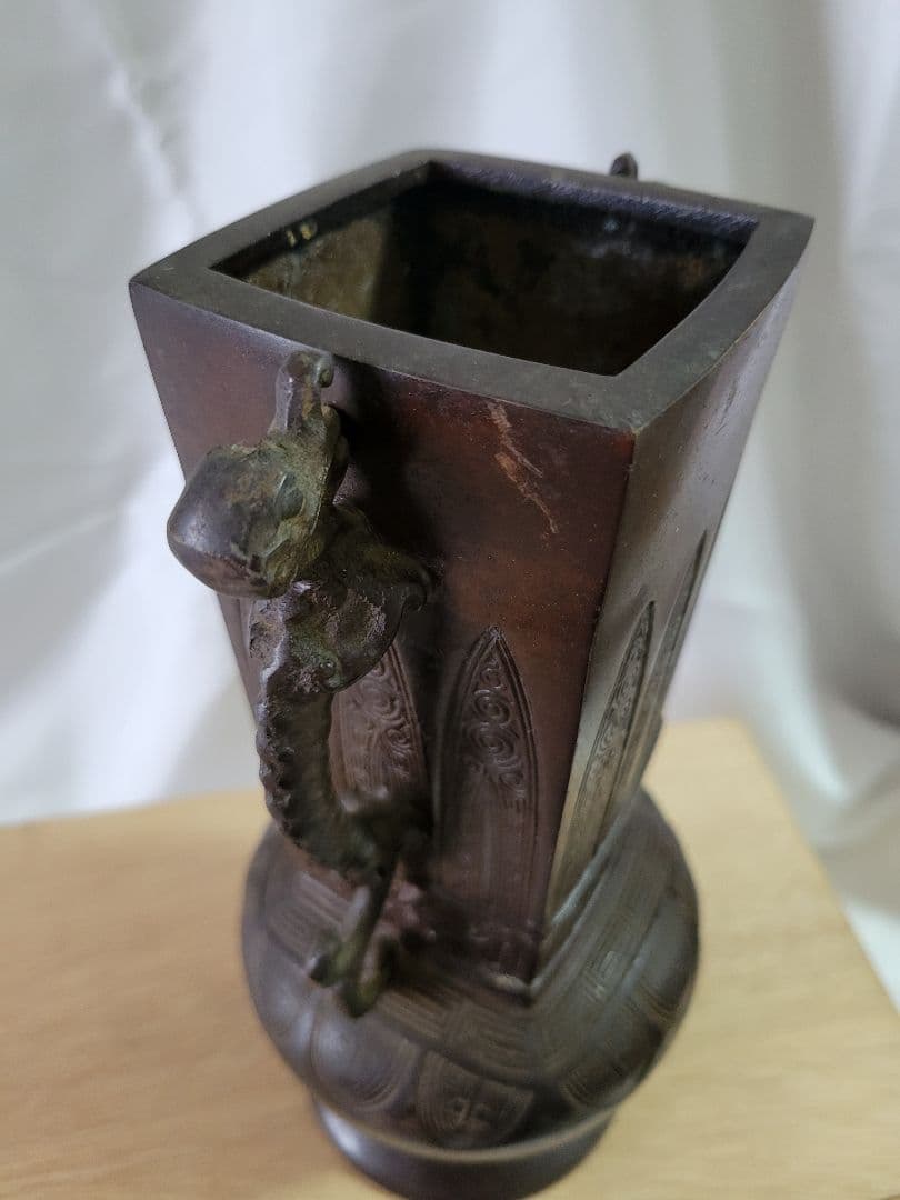 銅製花瓶　ヴィンテージ花器　約1.８キロ