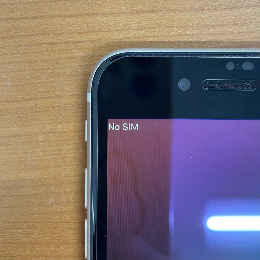 B*︎様 動作確認済み iPhone SE 第3世代 64GB ID:B1630