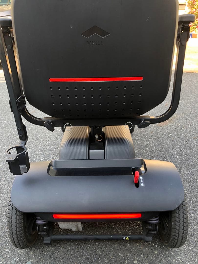 WHILL　Model S　4輪スクーター　電動車いす　　赤色　フルオプション