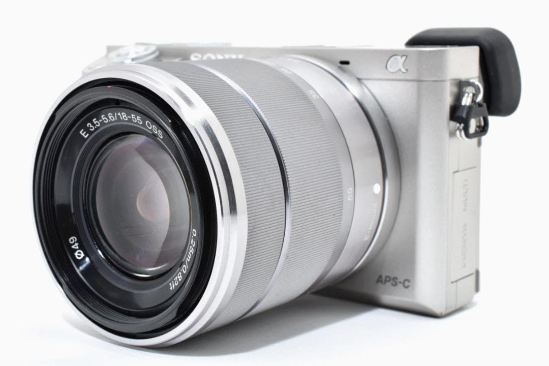 S数5923回 ソニーSONY α6000 ILCE-6000L レンズセット