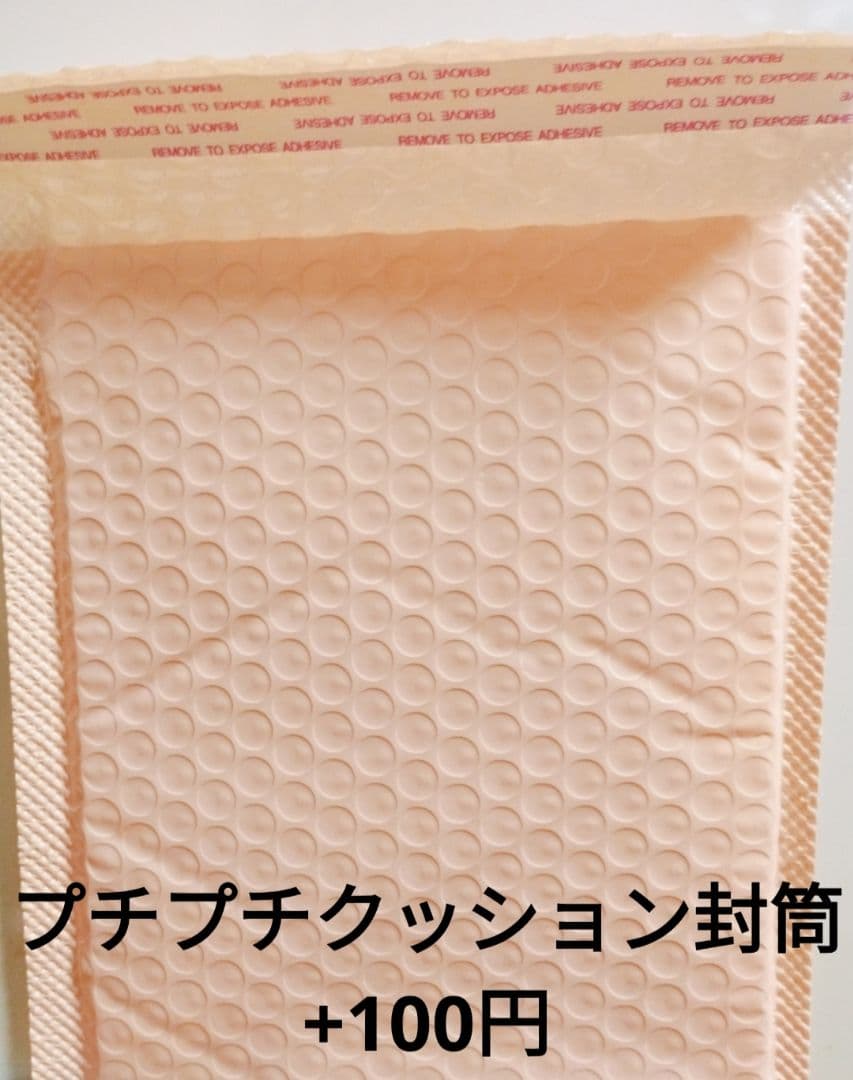 ピアス　ハーバリウム　ガラスドーム　かすみ草　ピンク　白　推し　赤　メンカラ　春