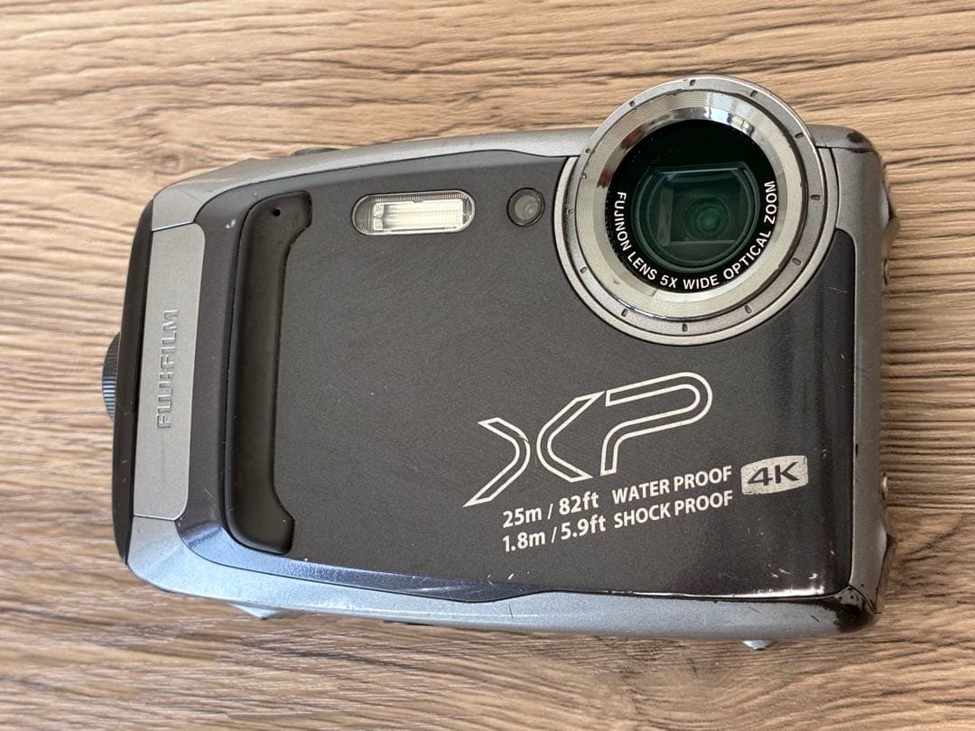 Fujifilm FinePix XP140 シルバー コンパクトデジタルカメラ