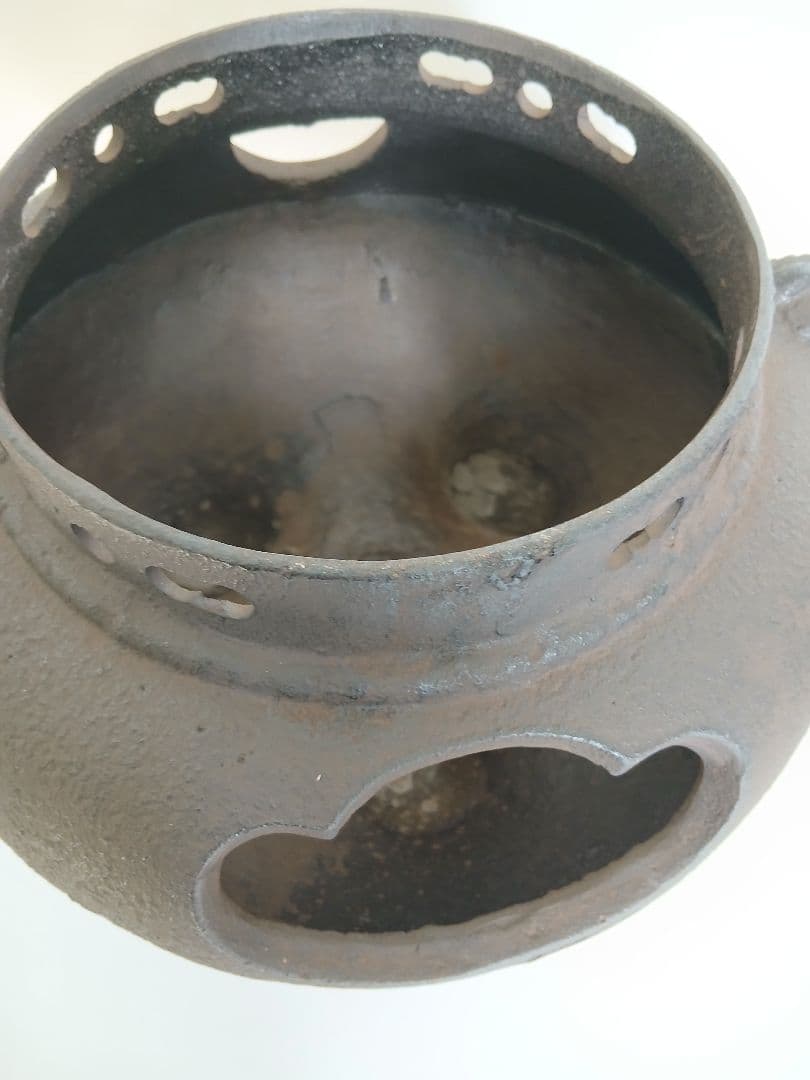 鉄製 茶釜 丸型