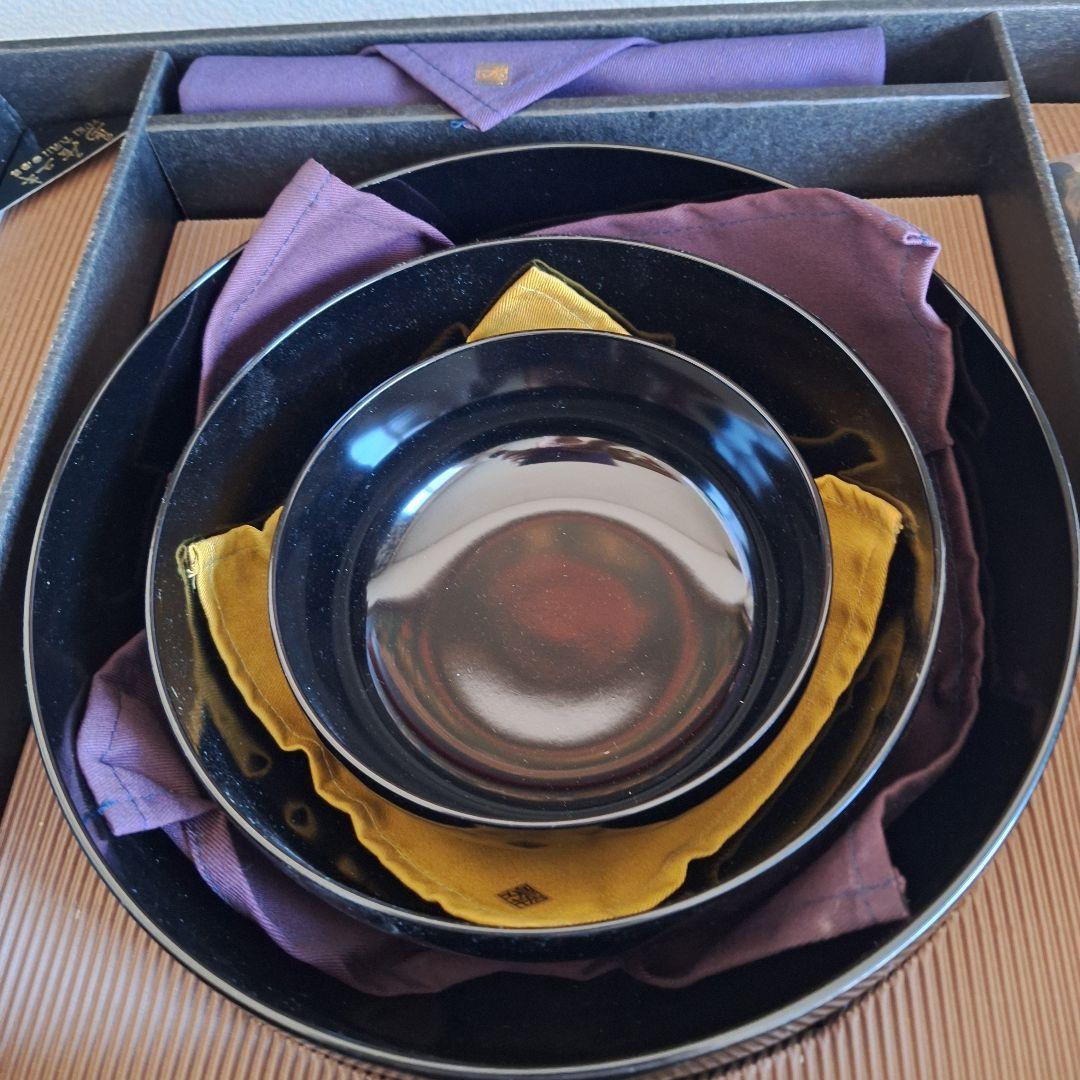 【極美品】YUKI TORII 鳥居ユキ 応量器セット 漆器 三段入れ子・布付き