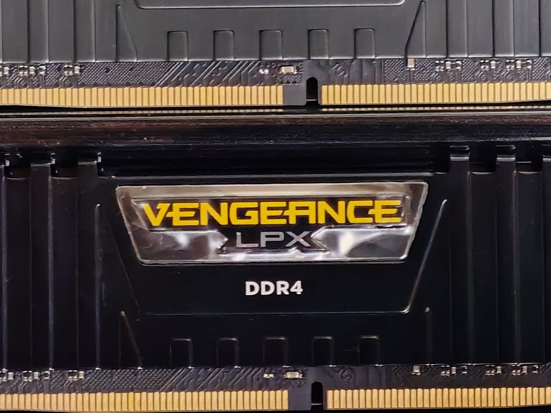 Vengeance LPX DDR4 32GB 2666MHz 8gb×4