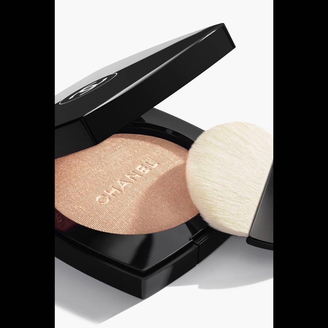 CHANEL プードゥル ルミエール フェイス パウダー　ハイライト　新品未使用